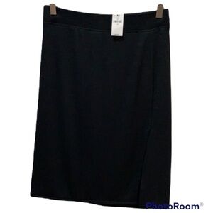 Gap knit skirt in black size XS